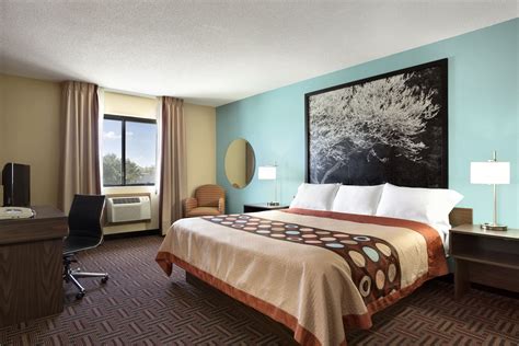 extended stay hotels carbondale il.